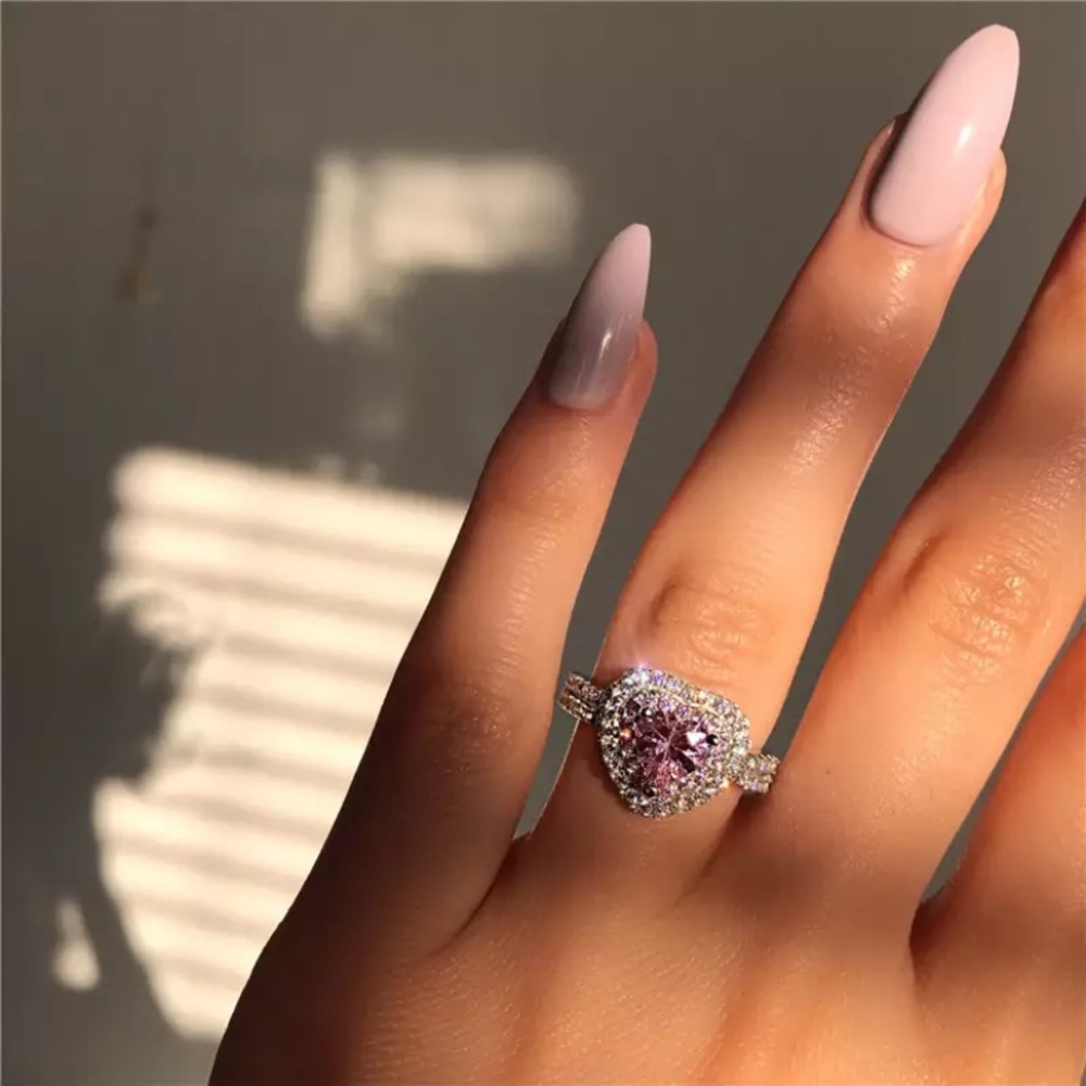 Heart Shaped Promise ring in Rosy Pink💍 💖